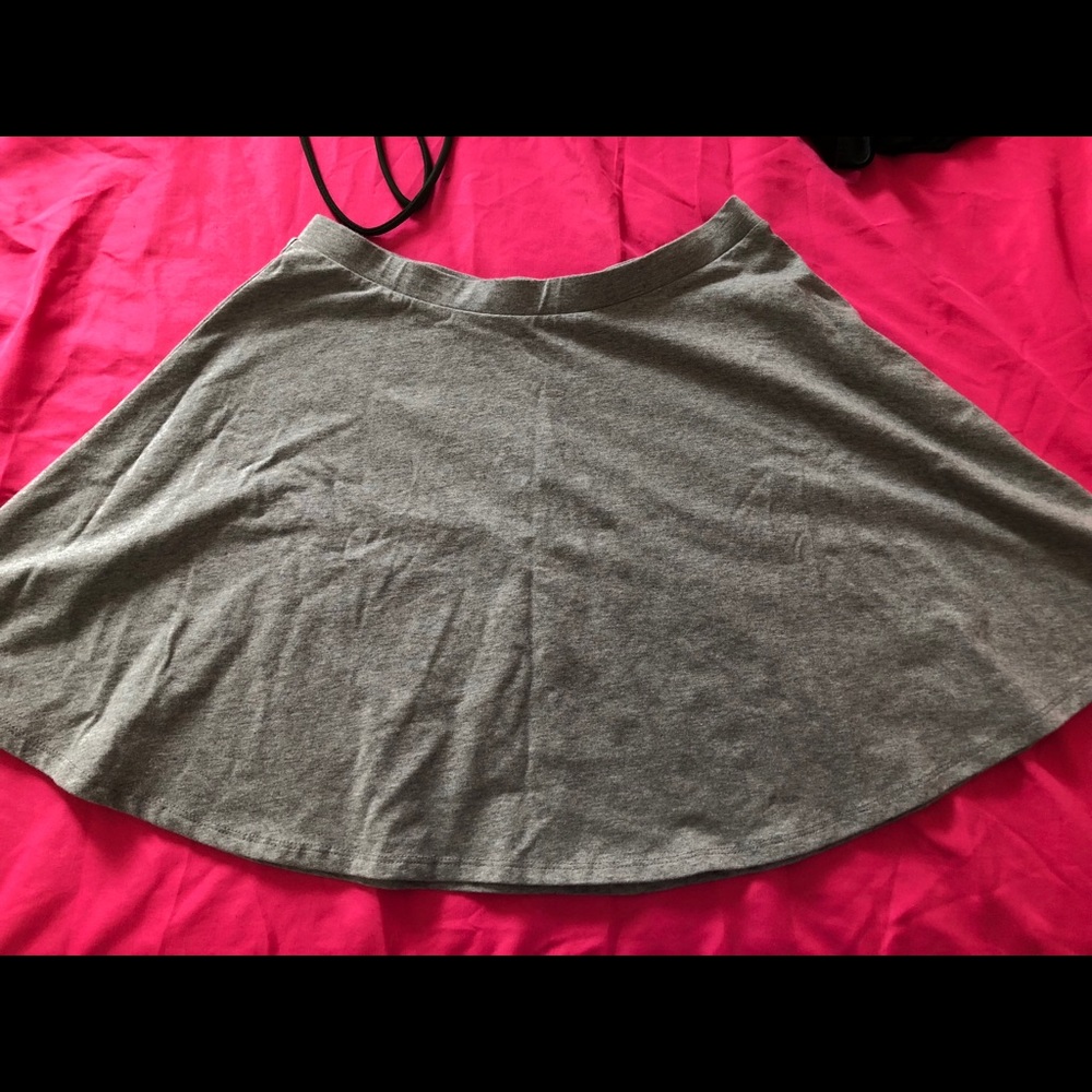 Grey Skater Skirt 🖤